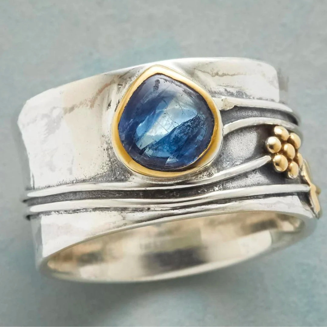Bague bohème en argent avec pierres bleues