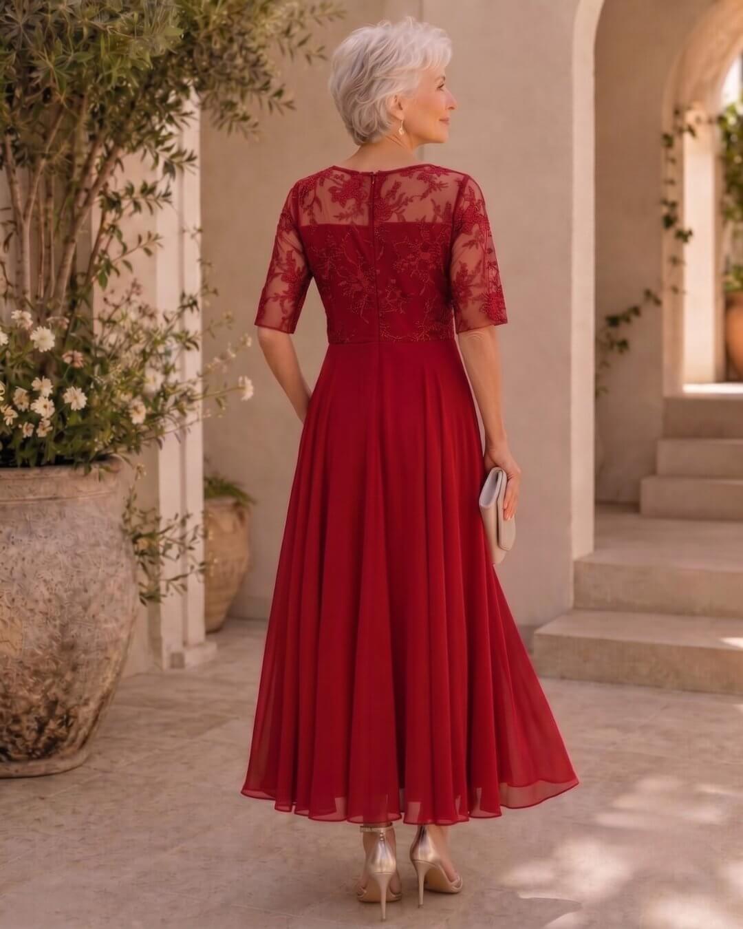 Carmen | Robe élégante en dentelle