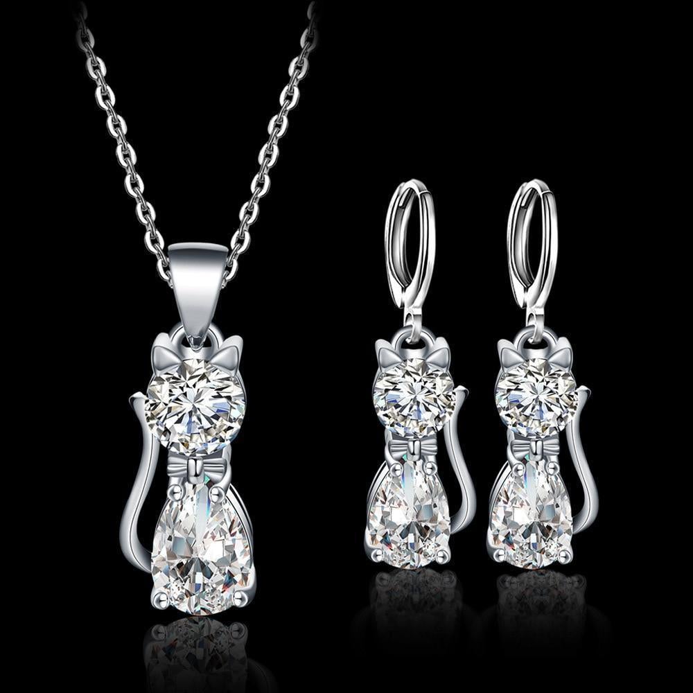 Ensemble de collier et de boucles d'oreilles Happy Cats en argent sterling et zircon blanc poli.
